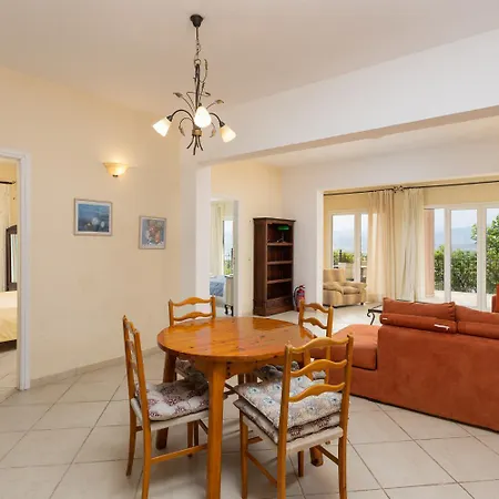 Villa Eleni *